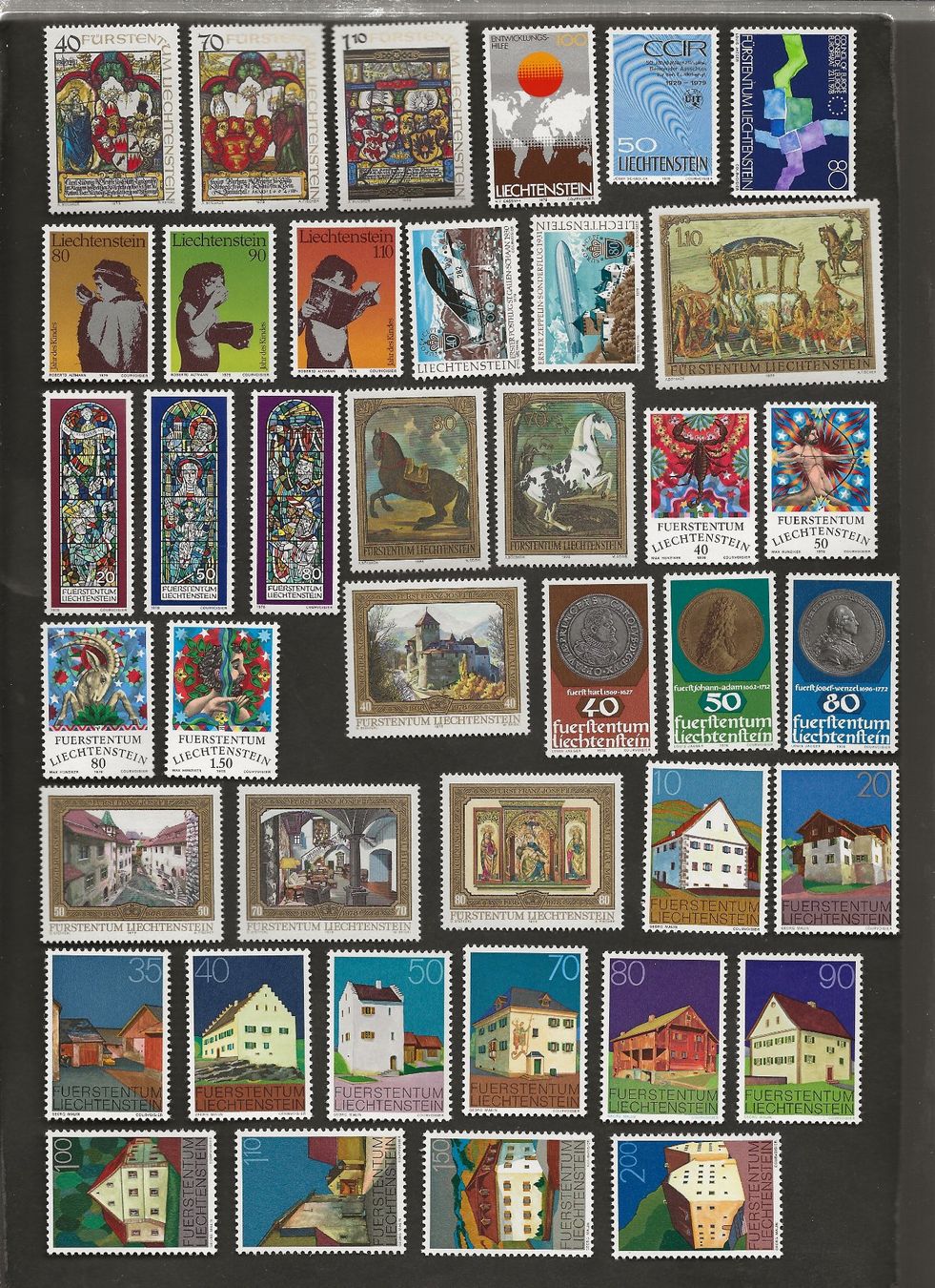 Tutti i francobolli: 134 Marken Liechtenstein postfrisch – Usato da Au ZH venduto da xelagreb01 1