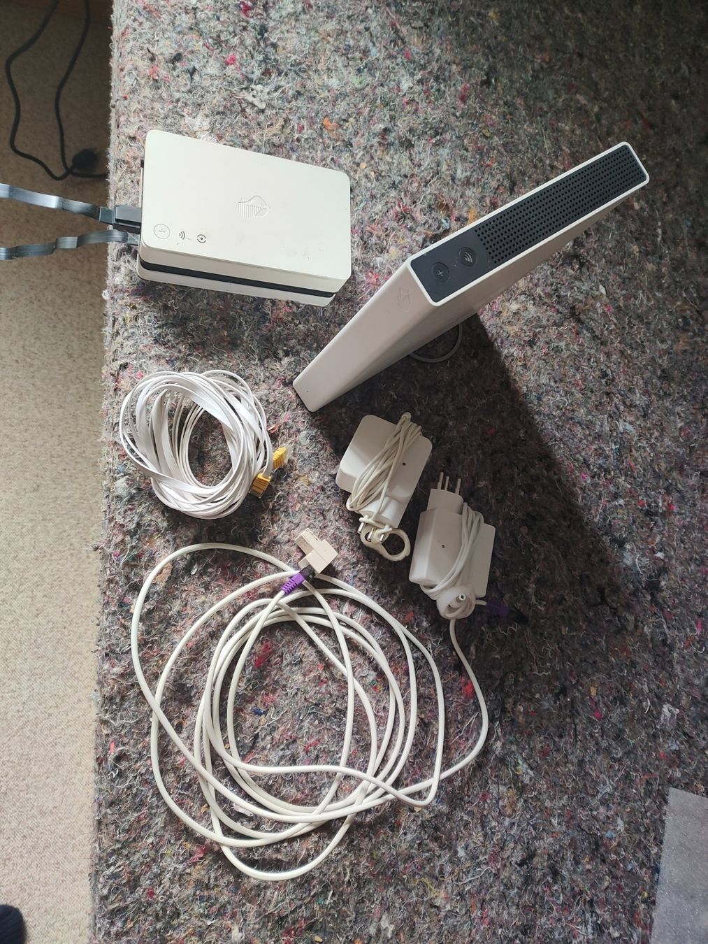 Swisscom Modem & Router: Swisscom Internet box 3 mit Booster – Usato da Oberhofen AG venduto da Obrist05
