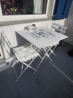 Balkonset weiss, 2 Stühle, Tisch, mit wetterfesten Kissen