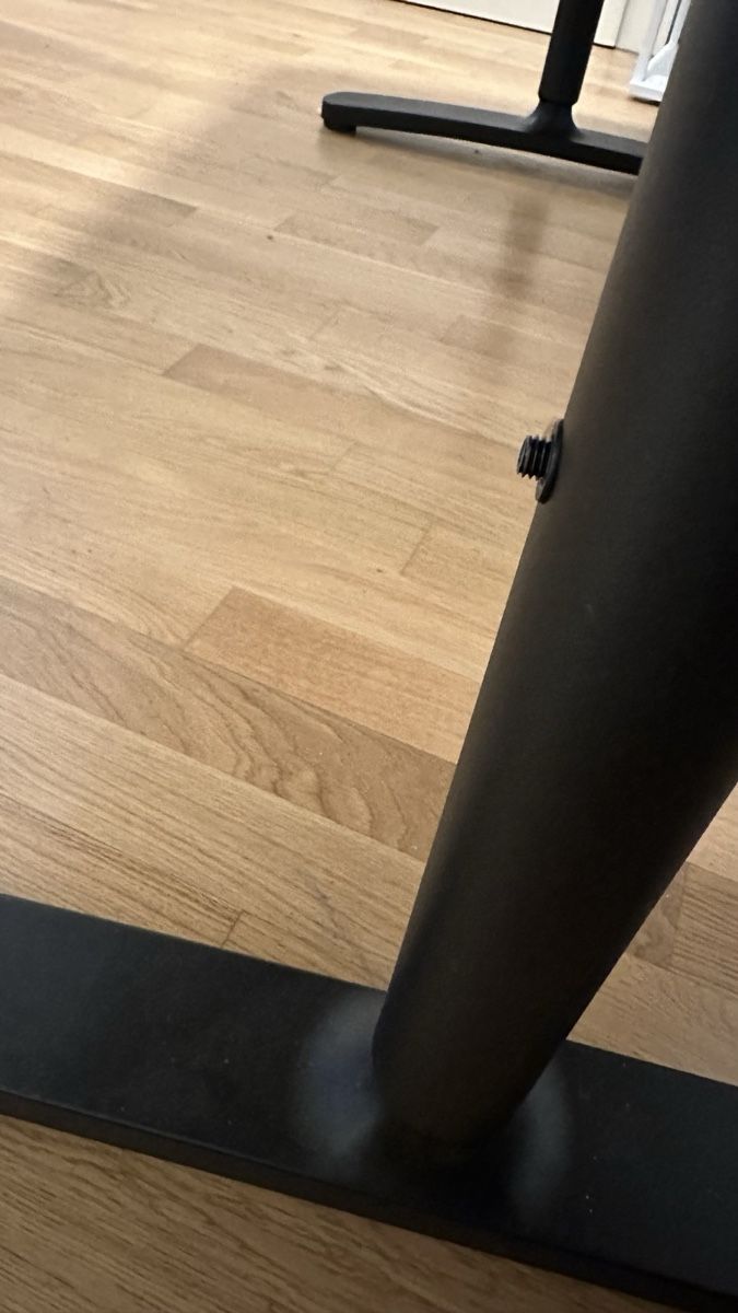 Scrivanie: Schreibtisch Home Office – Usato da Basel venduto da Pikachuu 1