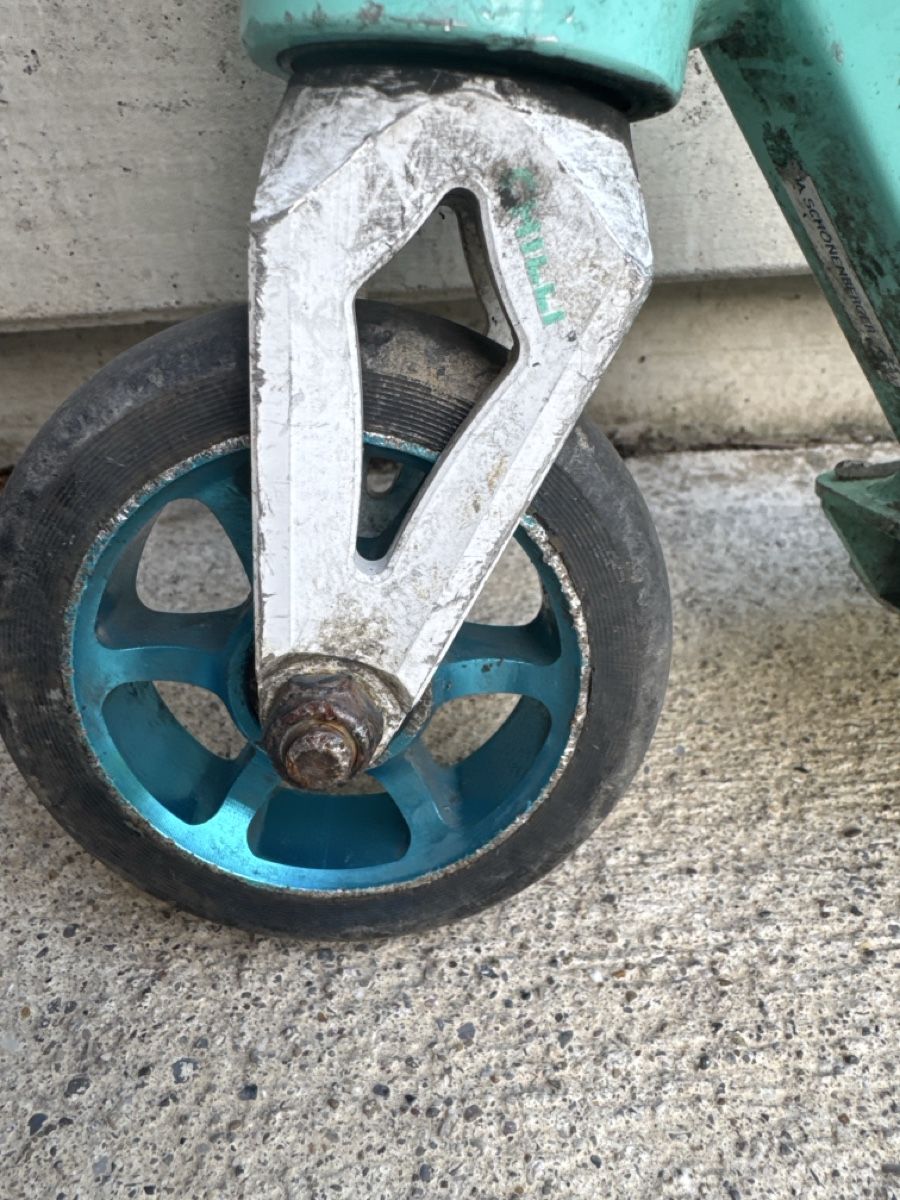 Chilli Kickboard: Chilli pro scooter  – Gebraucht aus Gossau ZH von che_q7f9 3