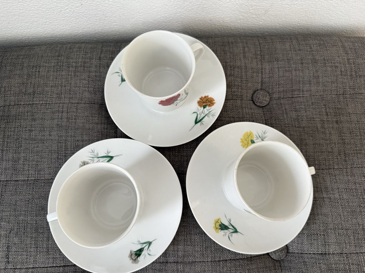 Tazze: Tee Set – Usato da Chur venduto da Tsambiko 1