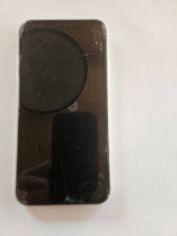 Telefoni cellulari / Smartphones: iPhone 11 – Usato da Tägerwilen venduto da Clemenz70 1
