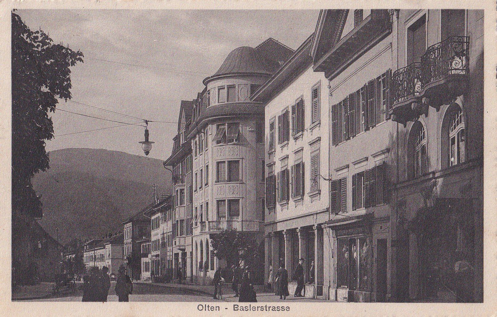 Cartes postales: Olten Baslerstrasse – D'occasion à Olten par clotaldi