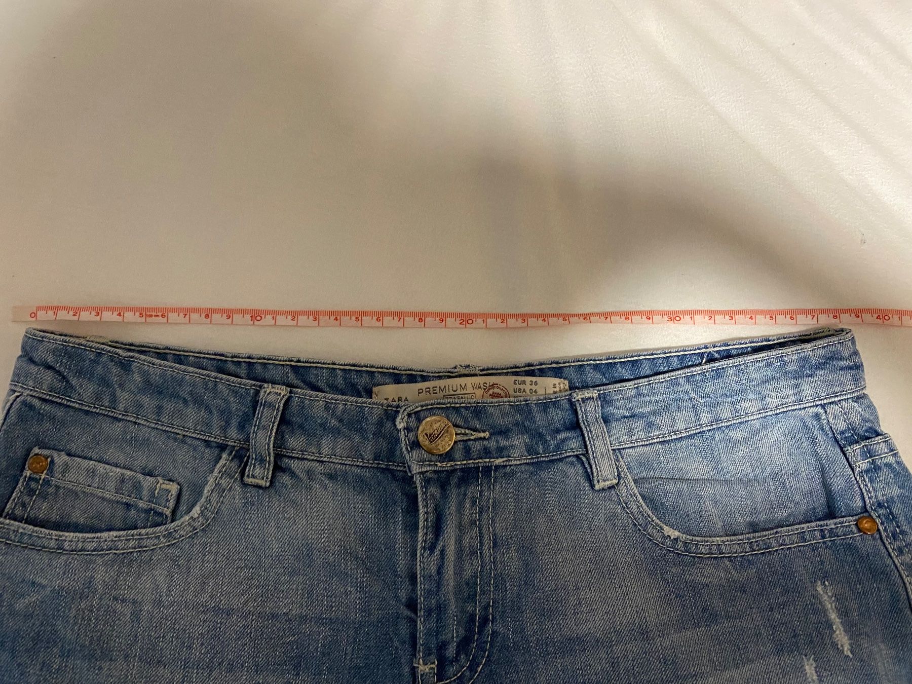 Zara Hosen: ZARA Jeans Shorts, Gr.36 – Gebraucht aus Vezia von luce2011 3
