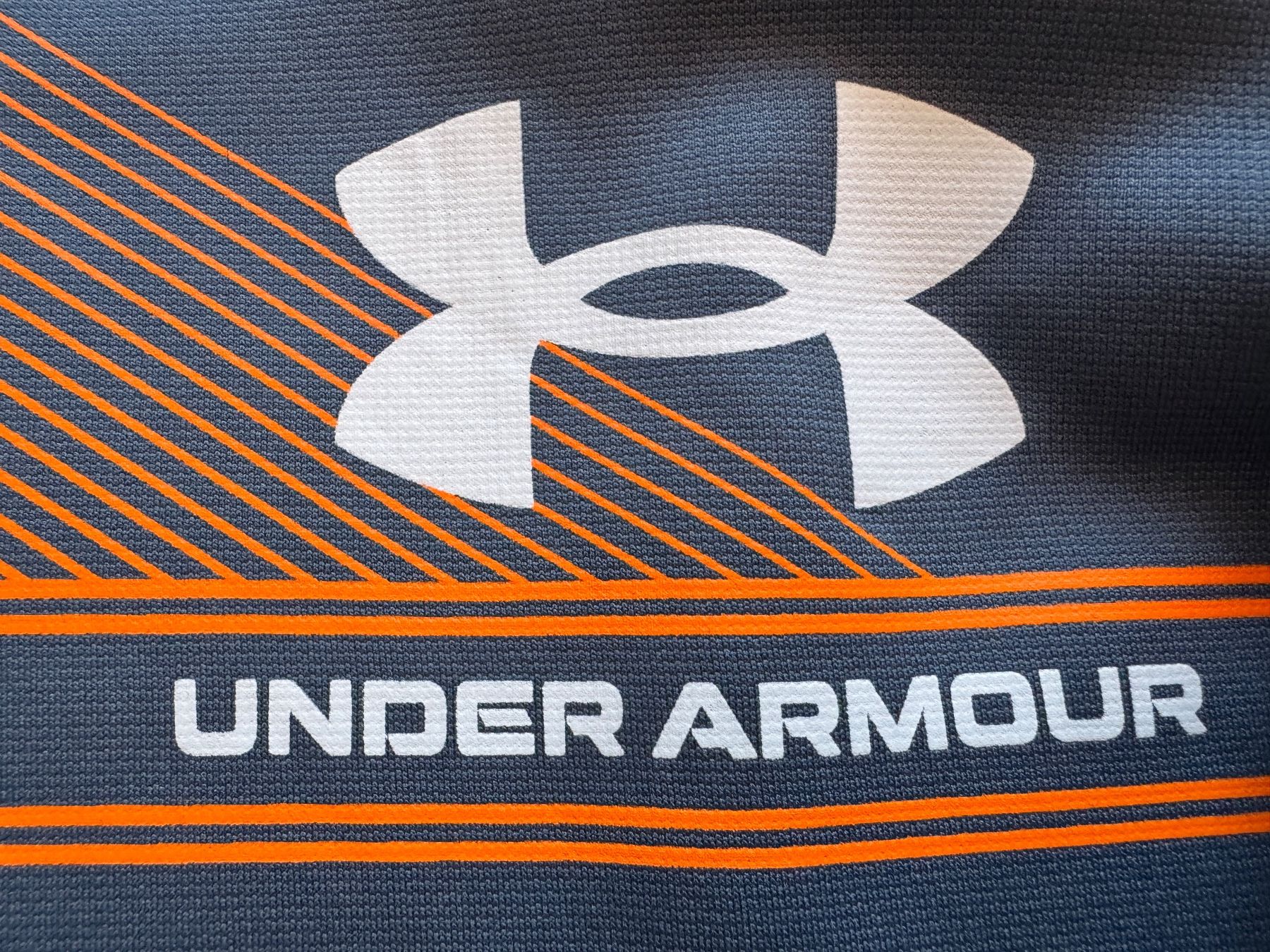 Under Armour Maglioni & Felpe: Under Armour  Fleece Graphic Hoodie pullover MEN M – Usato da Neuchâtel venduto da _Easy_to_Find_ 1