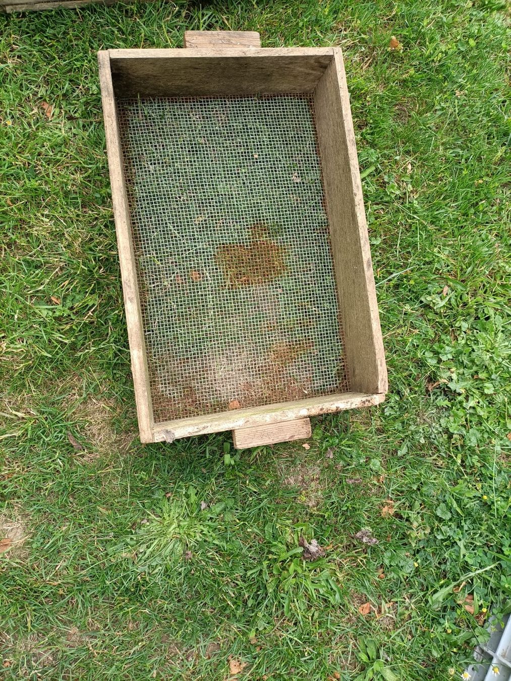 Box contenitori: 2 Gartensiebe – Difettoso da Mörigen venduto da Sandra_z 1