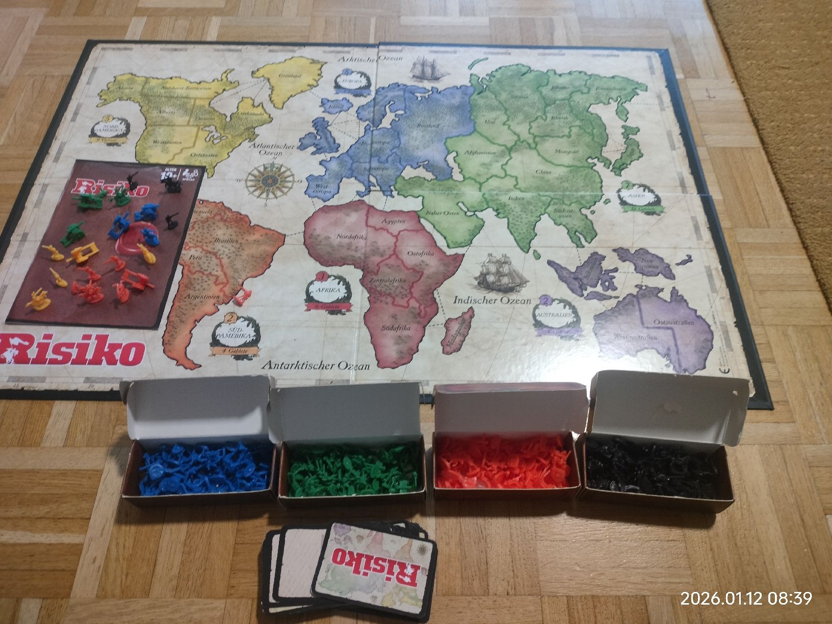 Hasbro Giochi: Risiko Strategy Board Game - Conquer the World this Winter! – Nuovo (secondo la descrizione) da Basel venduto da vik_7qc8 4