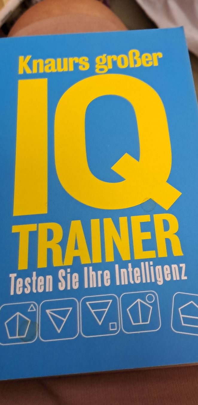 Libri: Knaurs Groesser IQ TRAINER Testen Sie Ihre Intelligenz Buch – Usato da Zürich venduto da Schoebi19