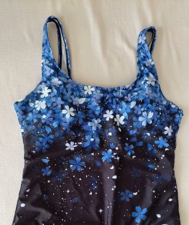 Neuer Badeanzug mit Blumenmuster, Gr. XXL / 44 / 46