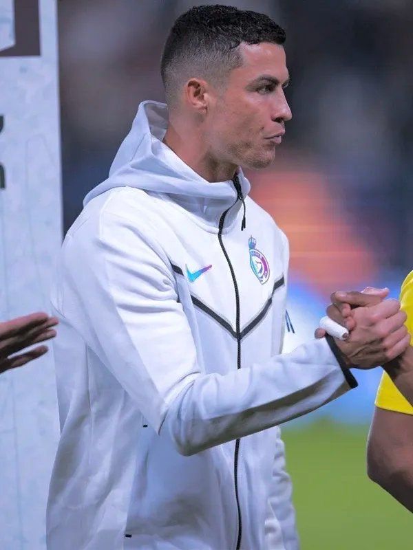 Nike Lotti di vestiti: CR7 Al Nassr Nike Tech Trainingsanzug – Nuovo (secondo la descrizione) da Mellingen venduto da simon8807 6