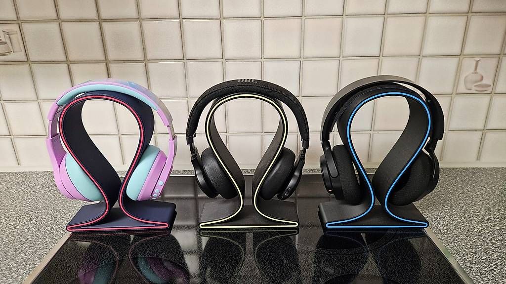 Casques audio: Kopfhörerständer 2 Farbig – Neuf avec emballage d'origine à Mellingen par Hondavtr