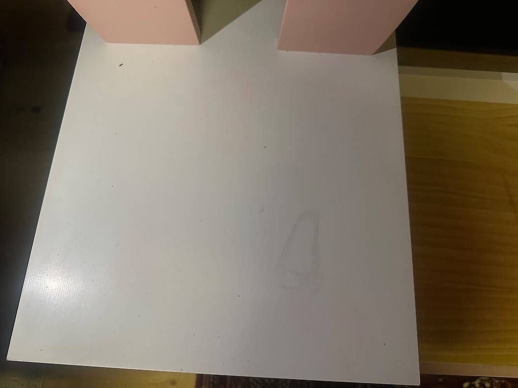 Schreibtische: Kinder Schreibtisch – Gebraucht aus Lyss von tfe_f6sc 3