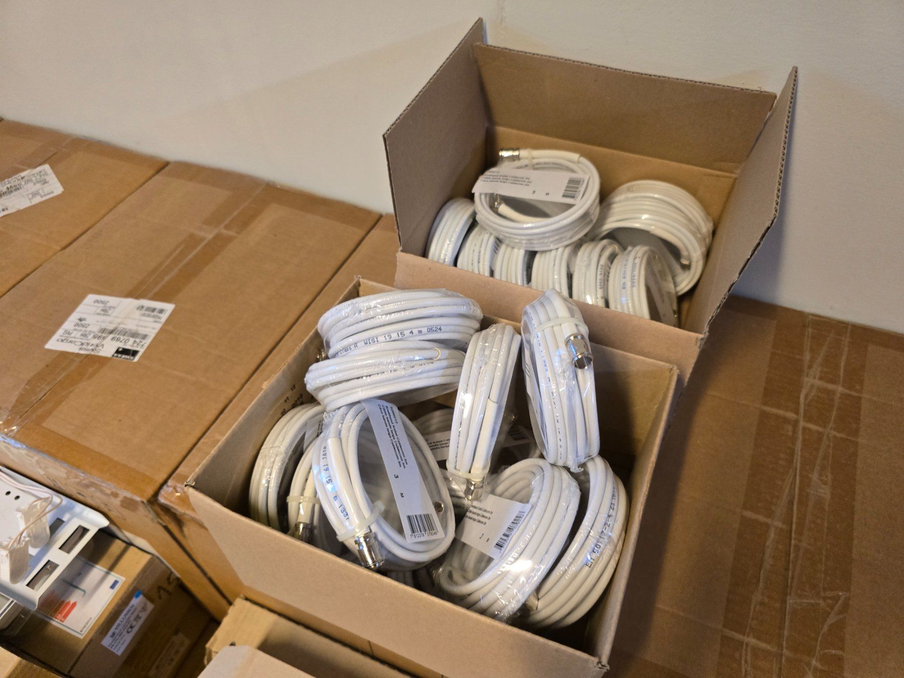 Cavi: Posten neuer Breitbandkabel Cablecom div. Längen ab 1.- – Nuovo e nell'imballaggio originale da KRINAU venduto da Mio_Liqstyle 6