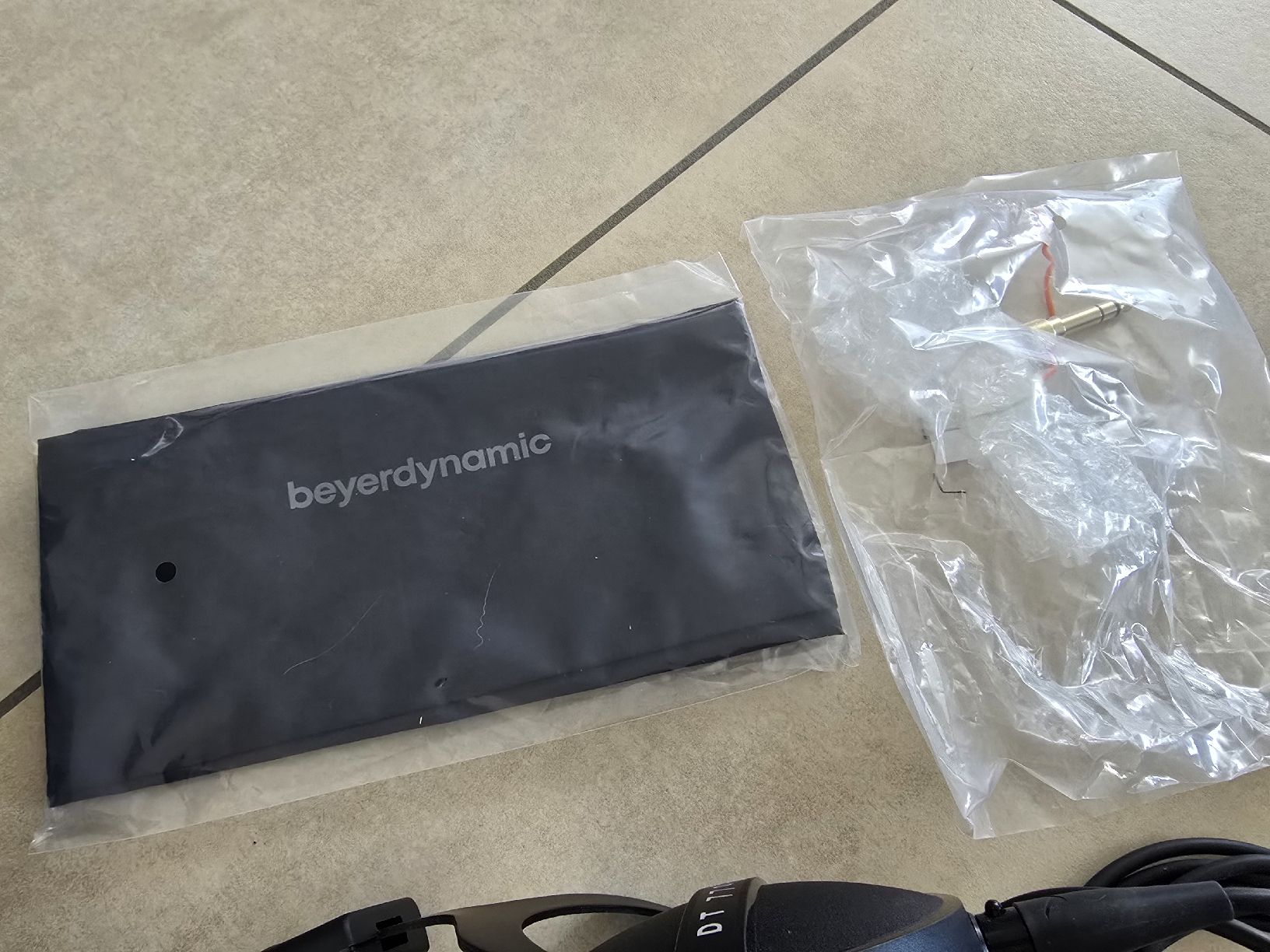 Beyerdynamic Casques audio: Beyerdynamic DT 770 PRO X – D'occasion à Rickenbach b. Wil par VeryLovelyThings 3