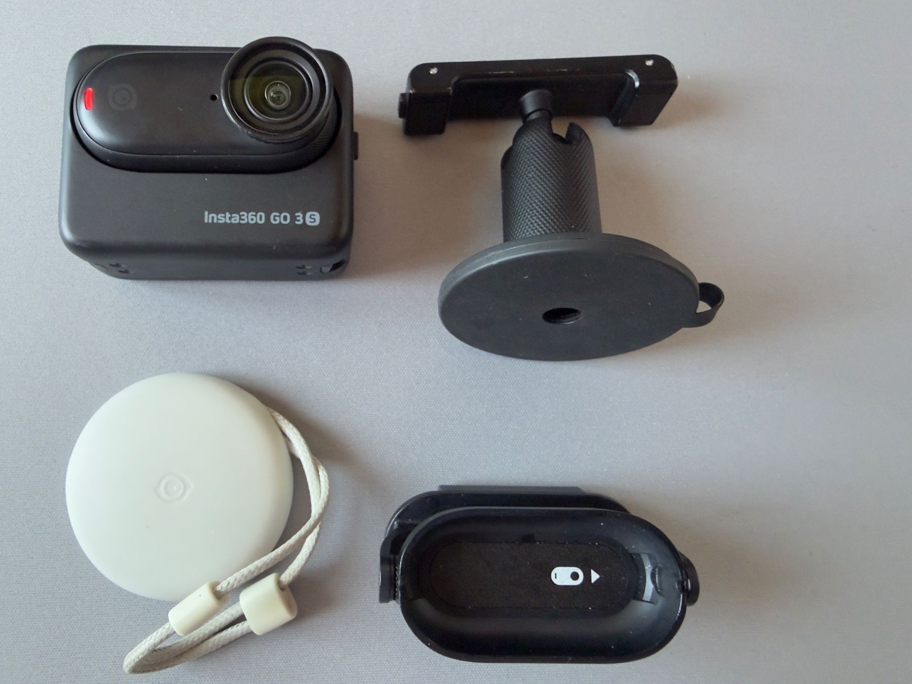 Insta360 Action Cam: Insta360 GO 3S Noire 128Go Avec multiples accessoires – Gebraucht aus Vandoeuvres von reverdinf 5
