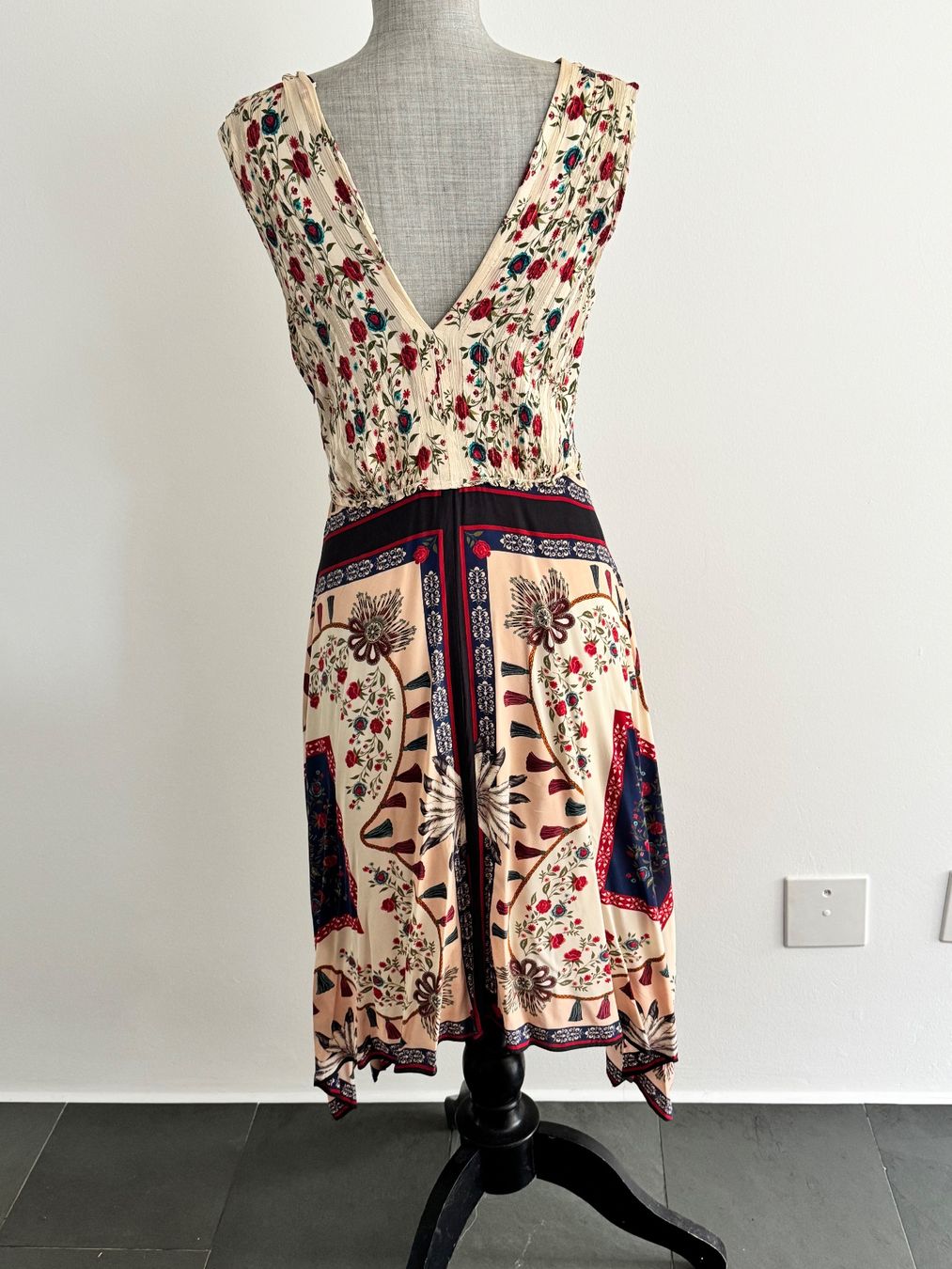 Sandro Vestiti: Sommerkleid von Sandro in Grösse 38 – Nuovo (secondo la descrizione) da neerach venduto da Ywonder 2