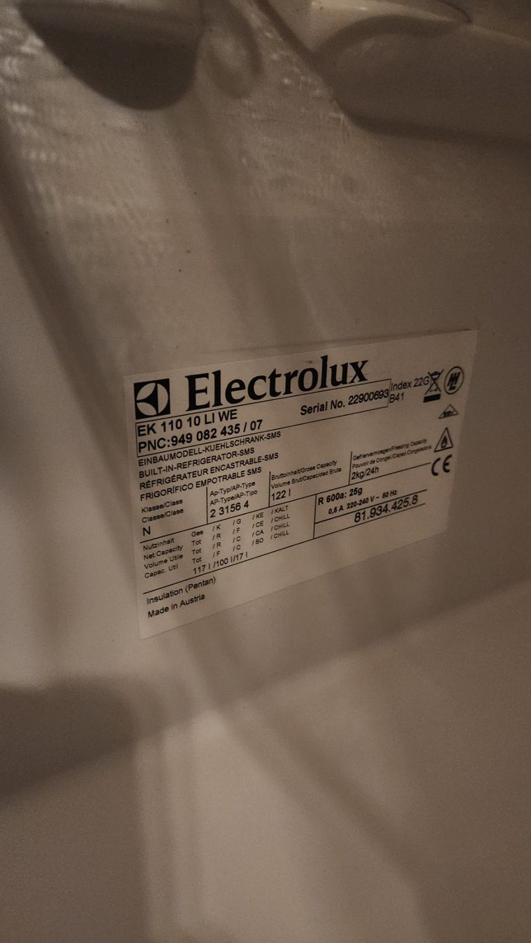 Réfrigérateurs: Réfrigérateur Electrolux blanc petit modèle – D'occasion à Bern par vil_9mfl 4