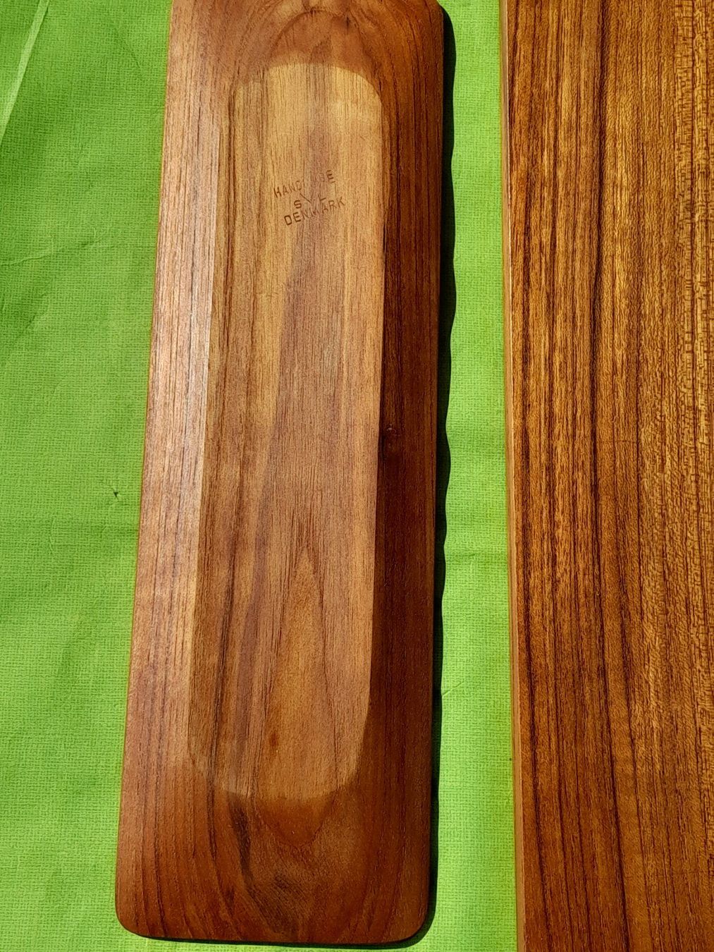 Plateaux: Dänisch Teak Tablett-Set – D'occasion à Aeschi b.Spiez par 52__yhr6 9