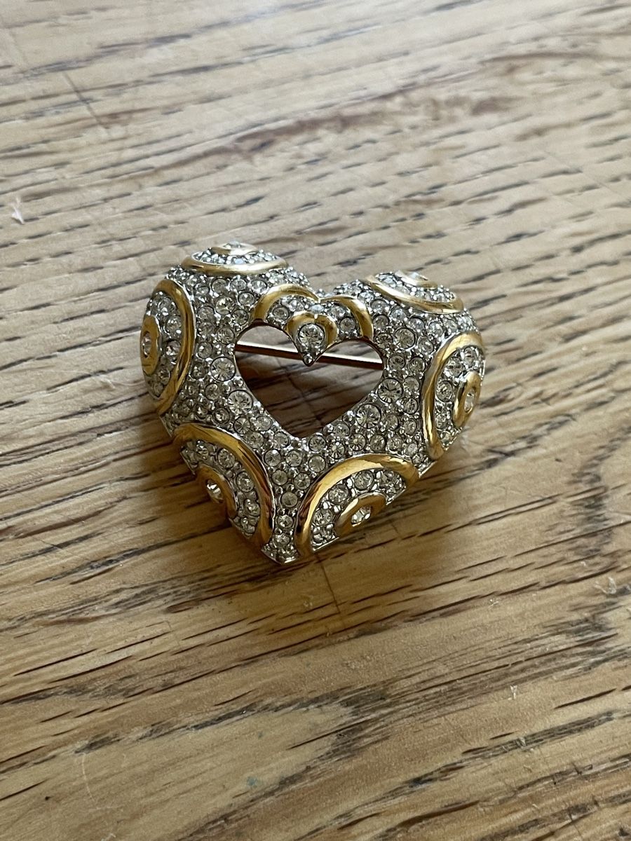 Swarovski Broches & Aiguilles: Schöne Brosche Swarovski  – D'occasion à Flawil par Naphtali