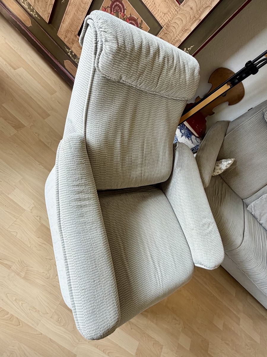 Sofas: Sehr gut erhaltene Sofagruppe – Gebraucht aus Aarau von Maeschi4 3