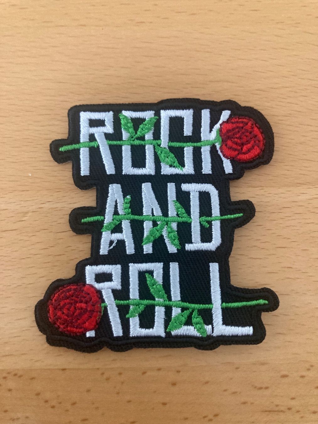 Toppe: Roch N’ Roll Patch Sticker Aufnäher 10 – Nuovo (secondo la descrizione) da Horn venduto da abutre72