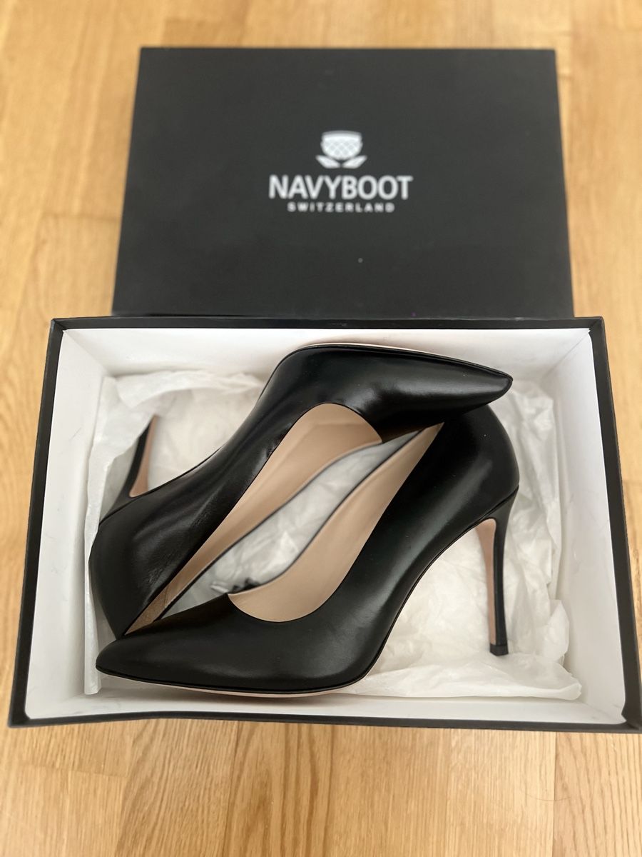 Navyboot Scarpe da donna: Navyboot Pumps – Nuovo (secondo la descrizione) da Baar venduto da jev_mpm5
