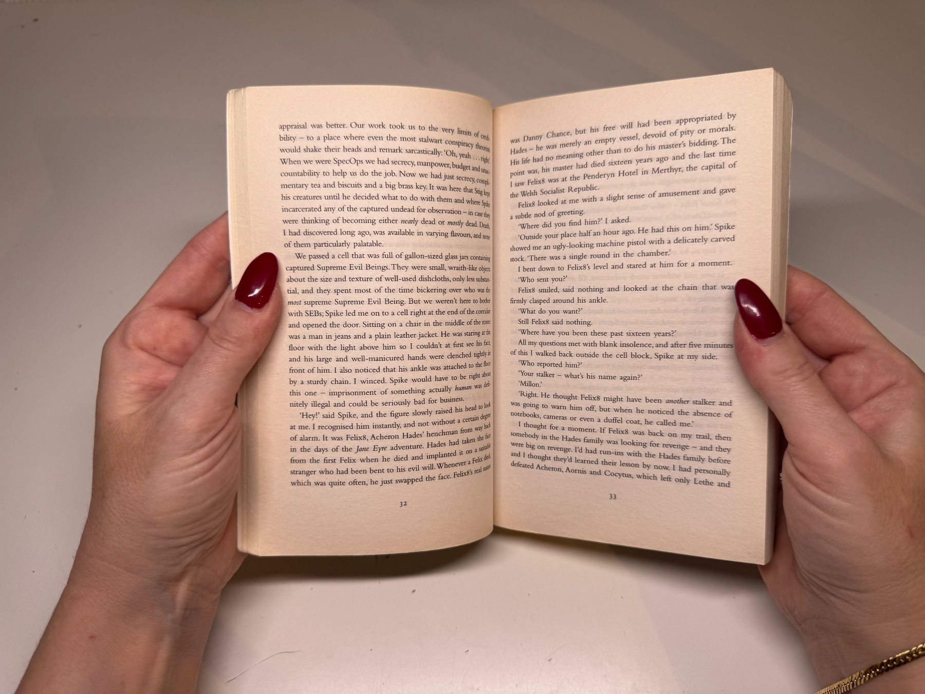 Livres: NOVEL: Jasper Fforde, First Among Sequels – D'occasion à Grosswangen par English_books 4