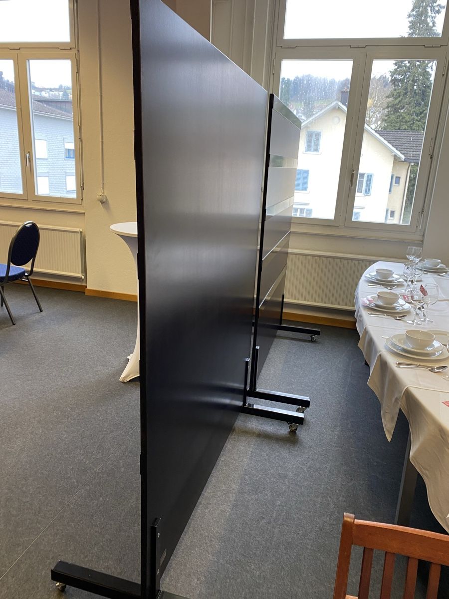 Paravents: Mobile Trennwände schwarz – Gebraucht aus Horgen von sivex 2