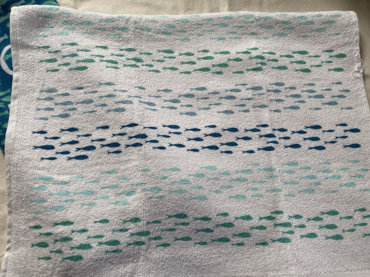 Strofinacci: 2 Towels "Go with the Flow" Fish Design Summer – Nuovo e nell'imballaggio originale da Buttikon SZ venduto da Maxwelltime 2