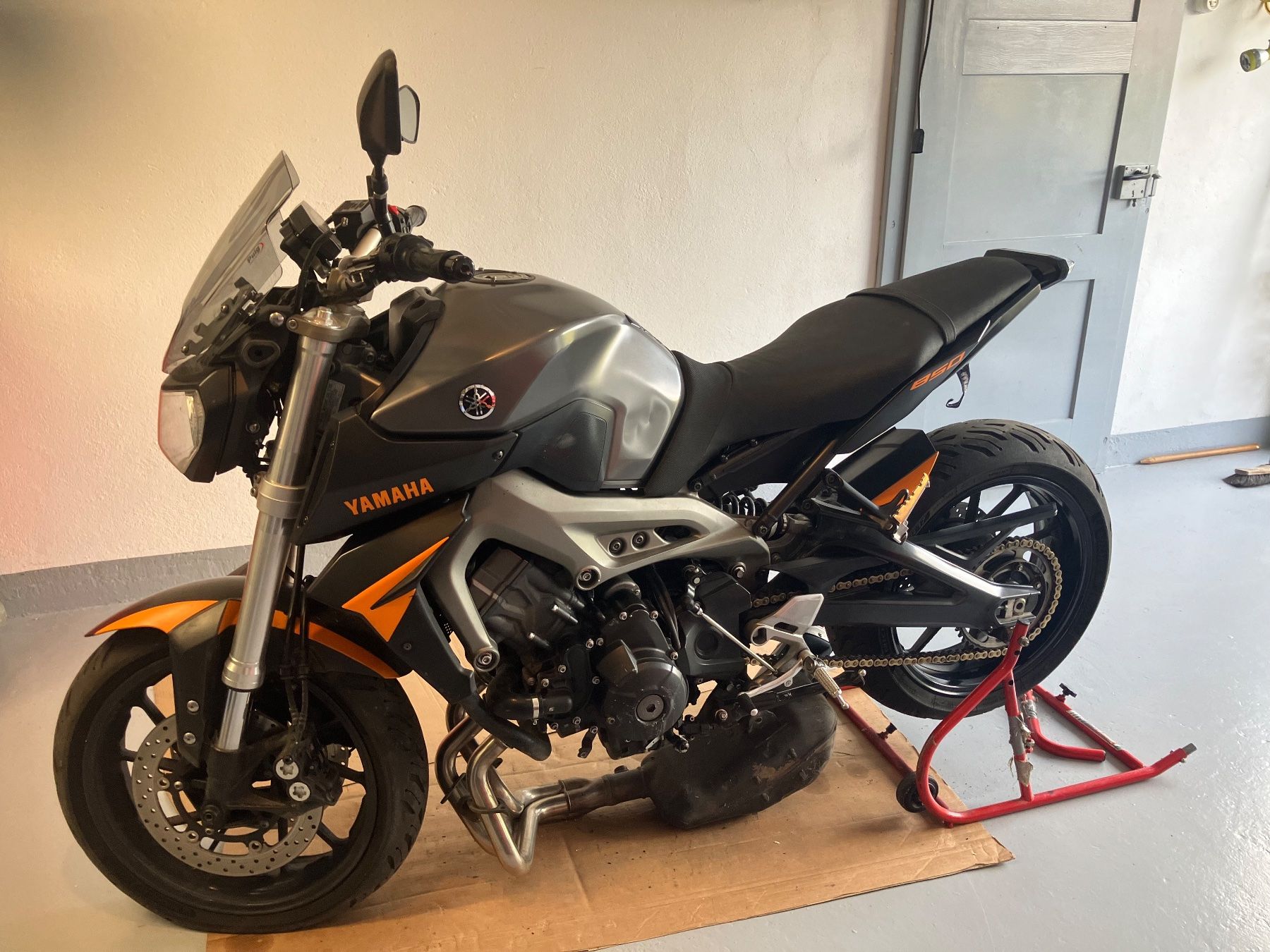Yamaha Strada: Unfall Yamaha MT 09 – Difettoso da Würenlos venduto da bur_b8pd