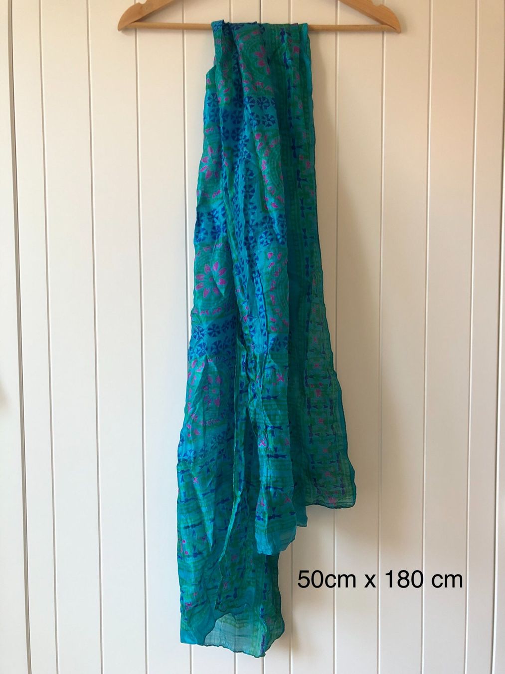 Foulard & Sciarpe: Foulard vintage en soie – Usato da Lausanne venduto da mar_d7jv
