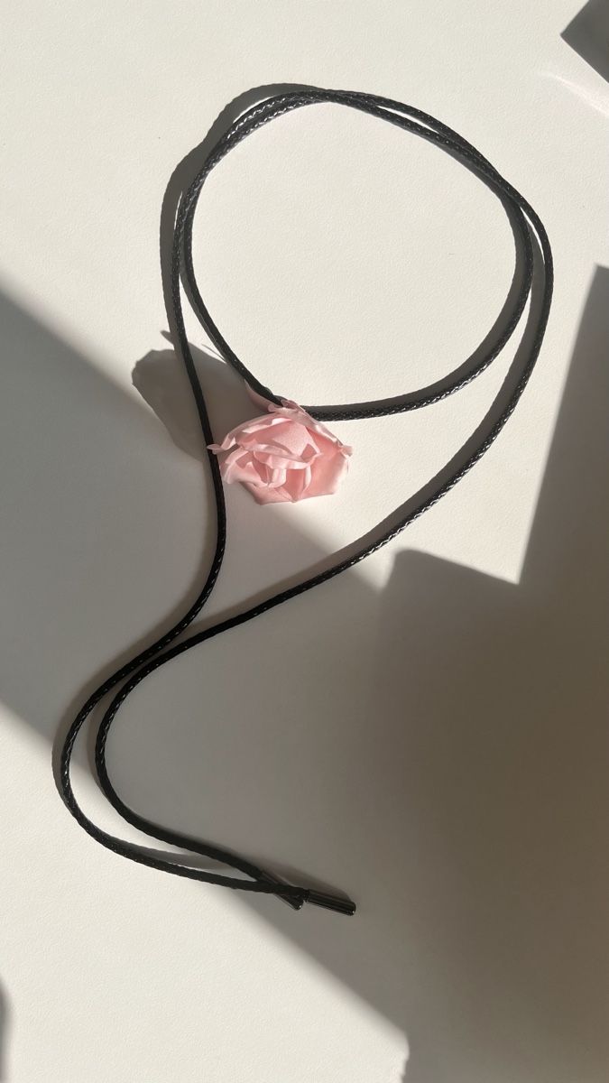 Ketten: NEW POWDER FLOWER LEATHER CHOKER – Neu (gemäss Beschreibung) aus Lugano von yul_fhg2 1