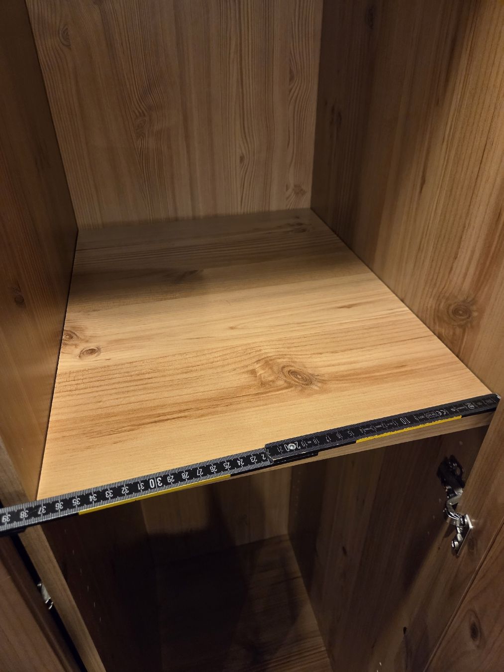 Ikea Armadi: Kinderkleiderschrank – Usato da Fraubrunnen venduto da amaree313 8