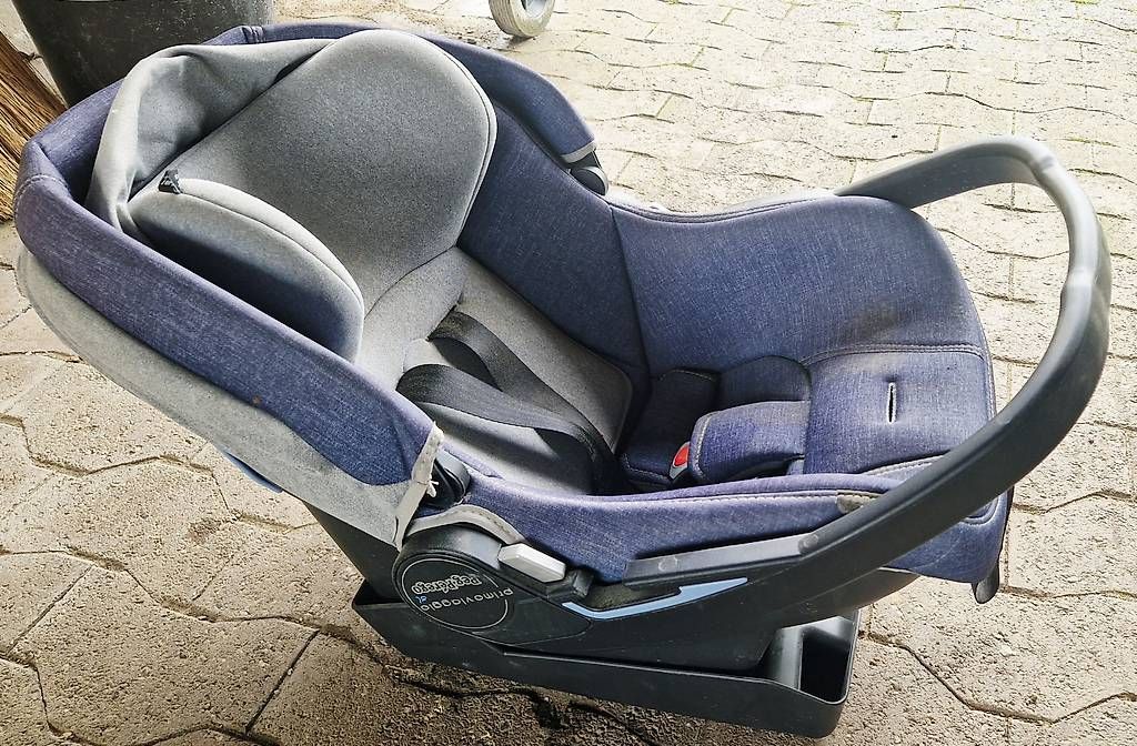 Seggiolini per auto: Maxicosi – Usato da Winterthur venduto da consuelito