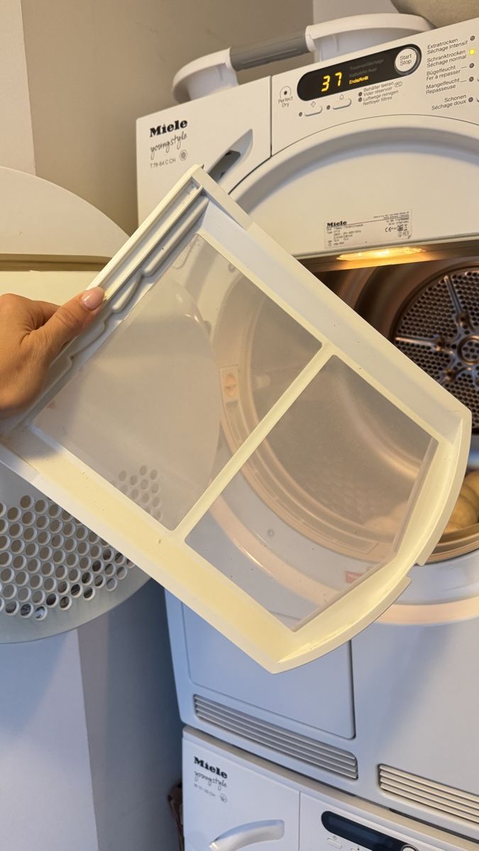 Miele Machines à sécher: Miele T7964C YoungStyle Condenser Dryer – D'occasion à Wädenswil par katdede 5