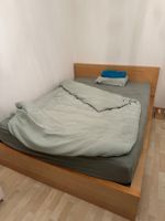 Bett und 2 Nachttische Malm