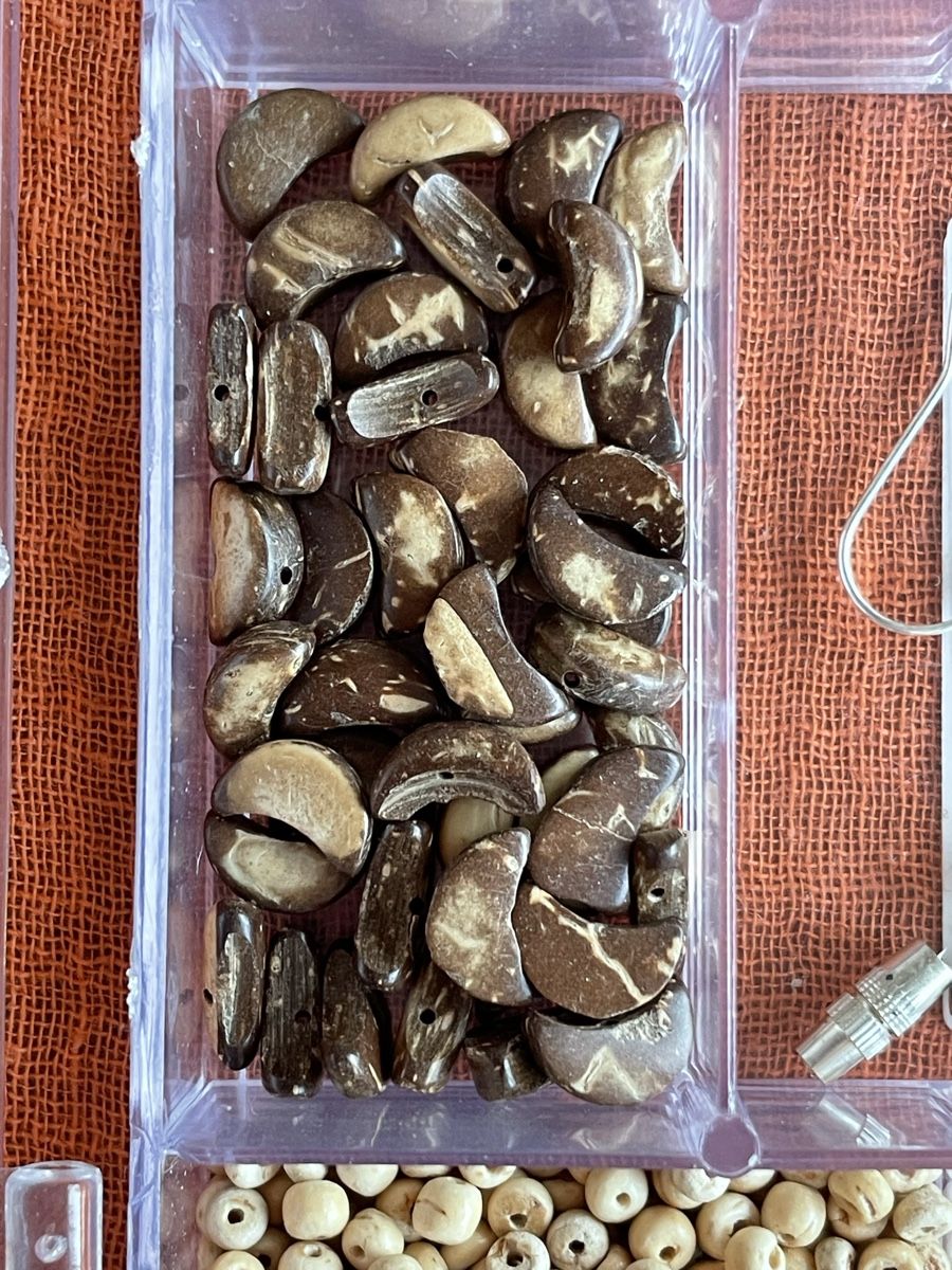 Holzartikel: ALLES RAUS Bastelperlen Holz – Gebraucht aus Kloten von simones.thriftshop 2