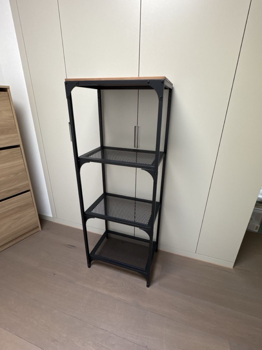 Scaffali: IKEA FJÄLBBO Shelving unit black – Usato da Dietikon venduto da and_bv5y