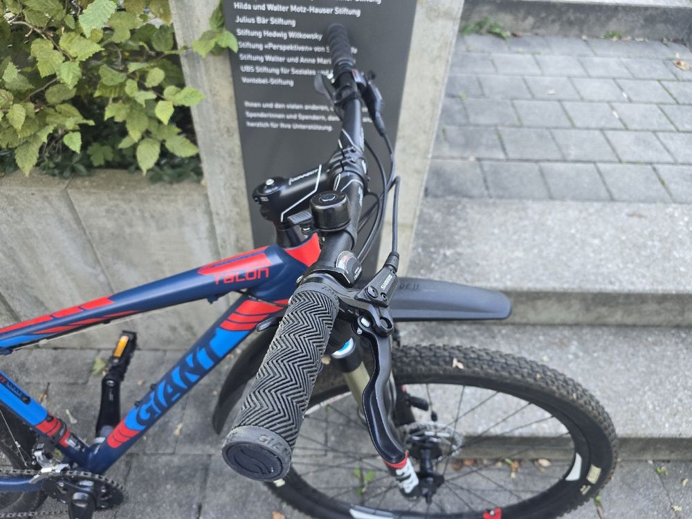 Giant Vélos: Top Mountainbike Giant Talon 27.5" Gr. M Fox Federgabel – Neuf (Voir description) à Dielsdorf par Bocchi_mag_Mochi 6
