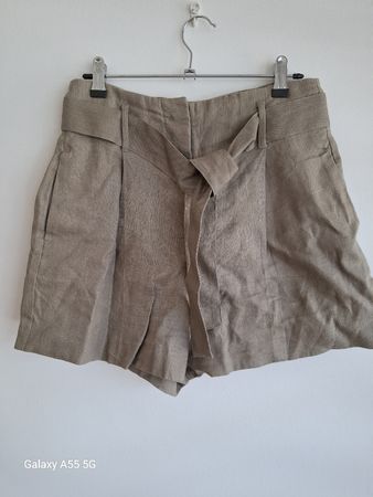 Shorts ZARA lin beige taille M avec ceinture bon état