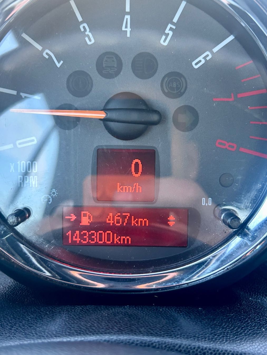 Mini Autos: Mini Cooper Cabrio 1.6l 122PS R57 2015 – D'occasion à Zürich par Binoemli 8