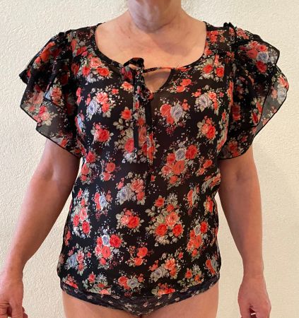 Top von YESSICA schwarz Blumen durchsichtig 38/40 (Nr. 65)