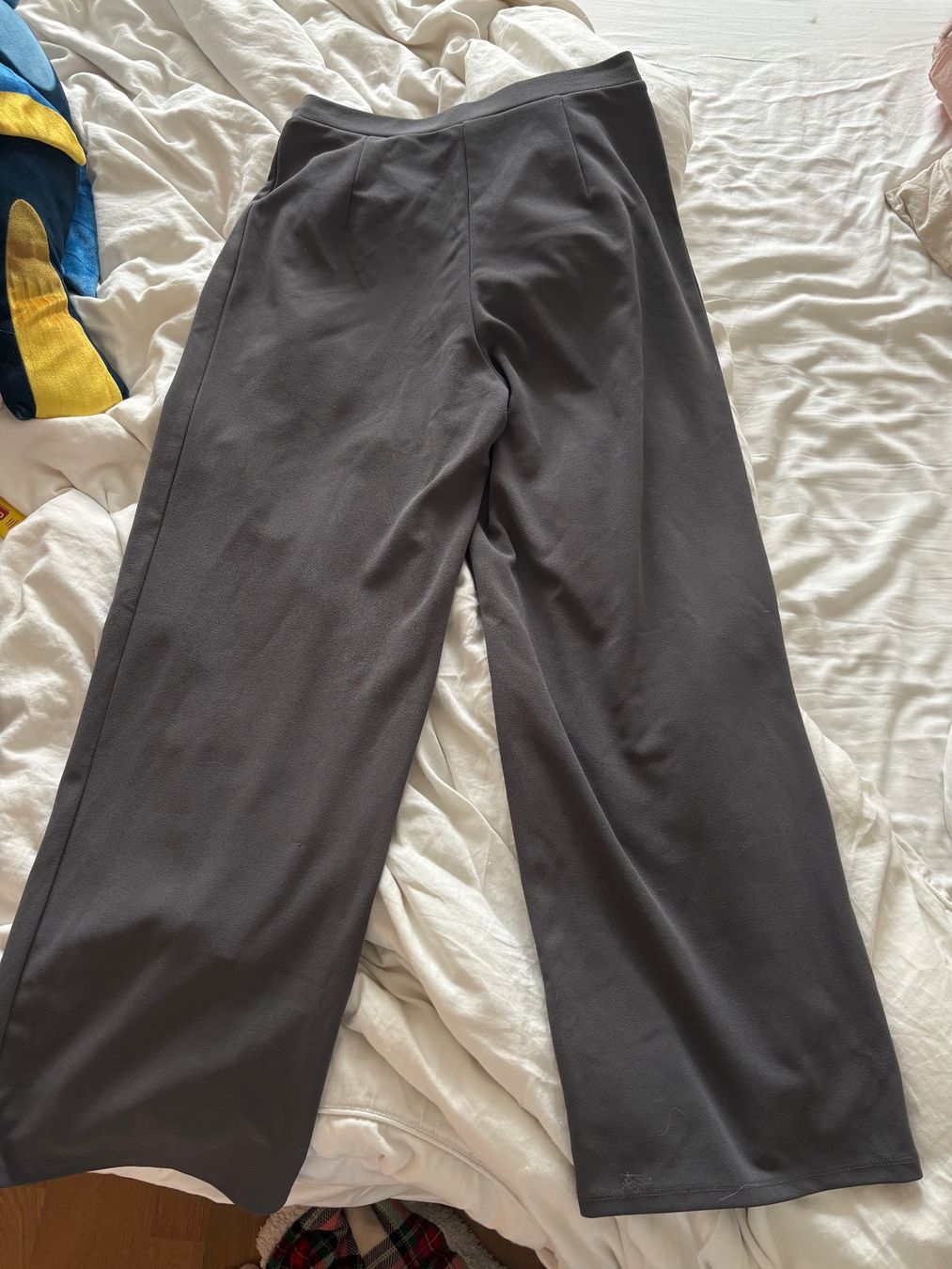 H&M Pantaloni: H&M Hose Grau Gr M – Nuovo (secondo la descrizione) da Spreitenbach venduto da yas_njl8 3