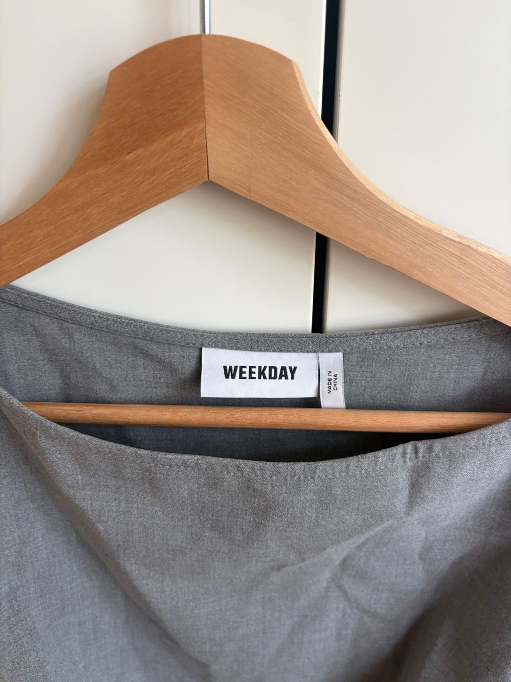 Weekday Top: Weekday tank top 38 – Usato da Zürich venduto da ritzo1 1