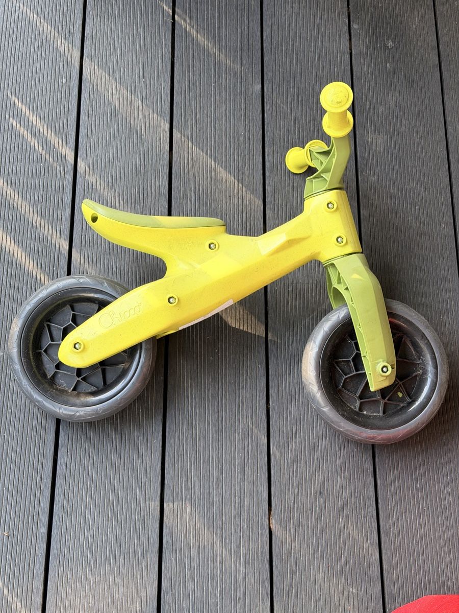 Chicco Fahrzeuge für Kinder: Vélo sans pédale Chicco – Gebraucht aus Le Lignon von Ana2831