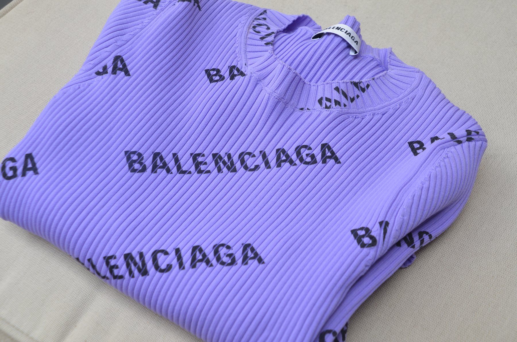 Balenciaga Maglioni & Felpe: Balenciaga Sweater / Pull .S – Usato da Collonges venduto da Auganien 5