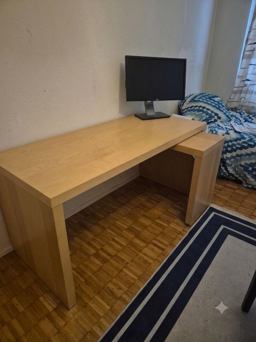 Ikea Bureaux: Ikea Malm Schreibtisch – D'occasion à Zürich par AramisM06 1