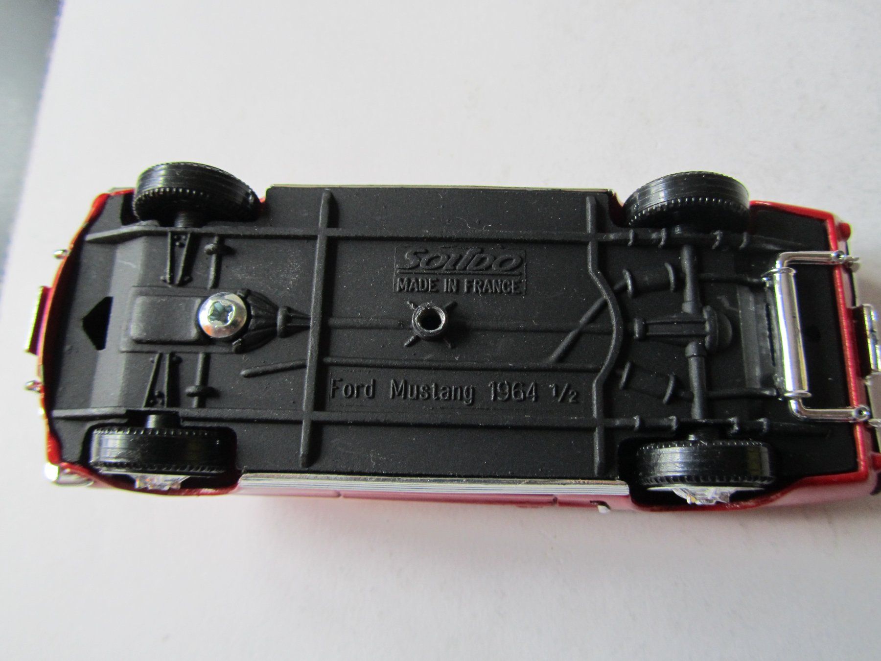 Solido Modellini d'auto: Ford Mustang von Solido – Usato da Weiningen ZH venduto da dietsch57 6
