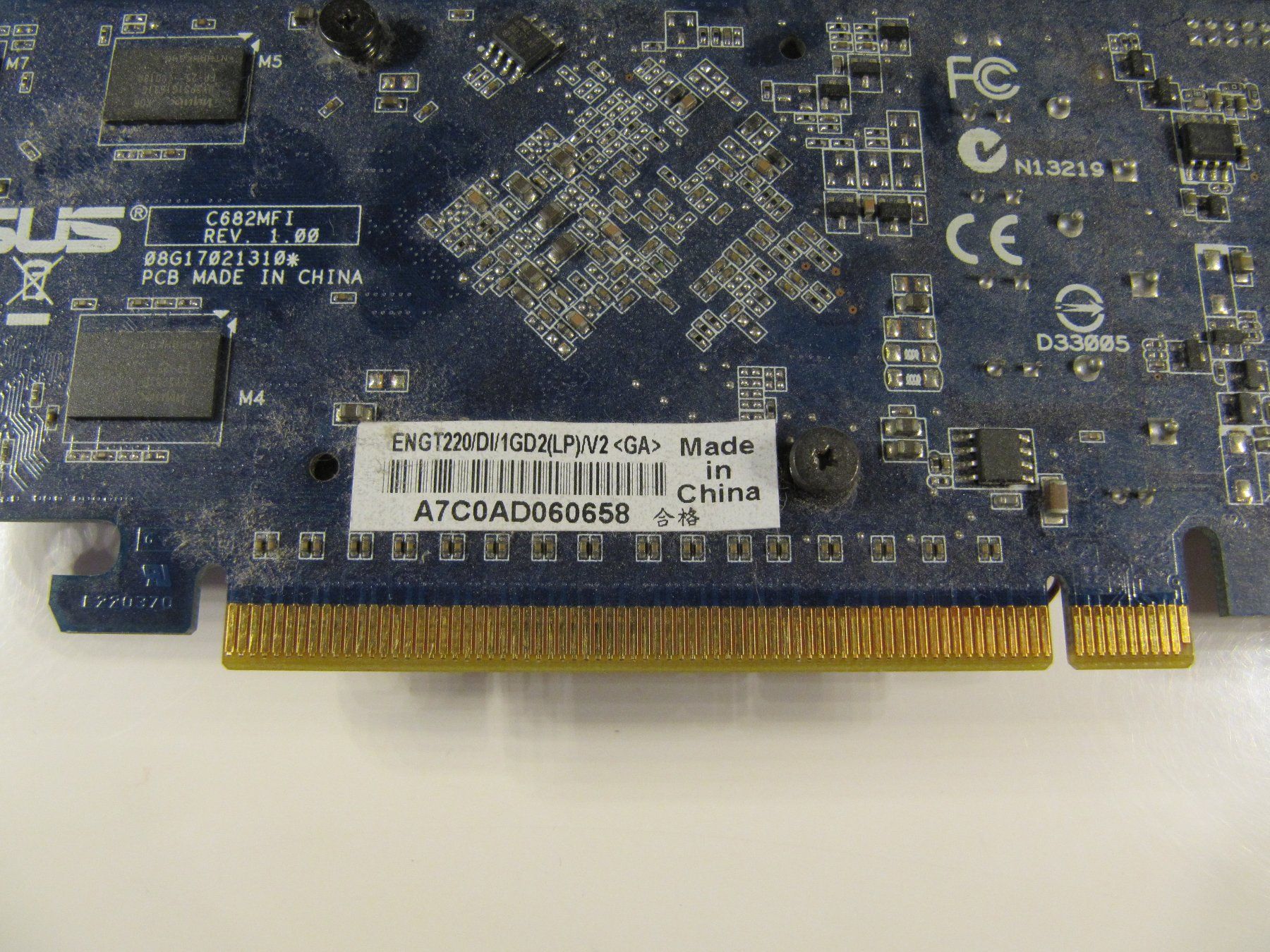 Asus PCs: ASUS C682MF I   REV. 1.00  #P1 – Gebraucht aus Basel von Ruben2210 4